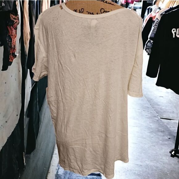 Free People Distressed Tee Size Small - Picture 2 of 8
